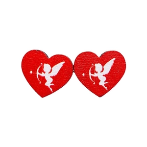 Pendientes de corazón en madera con motivos de ángeles Cupido sobre fondo rojo