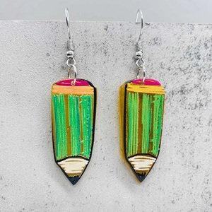 Boucles d'oreilles crayons en acrylique pour enseignants avec texture de bois imprimée