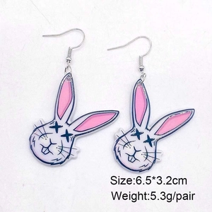 Detail view of acrylic bunny earrings with size 6.5x3.2cm and weight 5.3g per pair