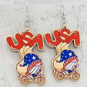 Pendientes USA de madera con gnomo y estrellas patrióticas del Día de la Independencia