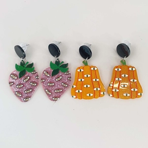 Halloween-Ohrringe aus Acryl mit glitzerndem Erdbeer- und Kürbis-Design und Augen-Mustern