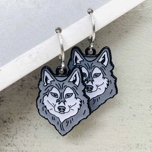 Vintage wolf head hoop earrings with black enamel animal pendants for a retro punk style
