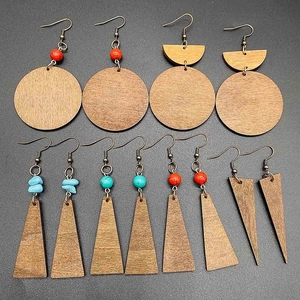 Vintage Wood Geometric Drop Earrings For Women Bohemian Ethnic Style Distressed Wooden Pendant Earrings Artificial Turquoise