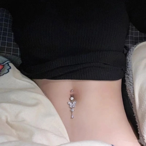 Schmetterling Bauchnabelpiercing mit Zirkonia-Anhängern aus Edelstahl für Damen