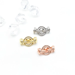 Sieradensluitingen in drie kleuren goud, zilver en roségoud met pavé-kristallen