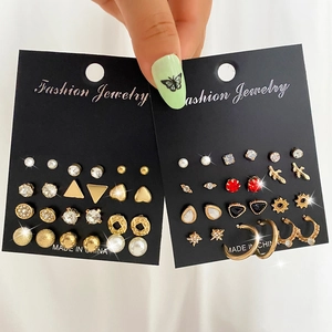 Collezione di Orecchini in Lega Vintage Oro Argento per Donna Strass Perla Artificial Imitazione Geometrici Orecchini a Lobo e Cerchio Gioielli