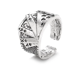 Offener Vintage-Pokerkarten-Ring in Altsilber mit K Q J A Symbolen und Punk-Rock-Stil
