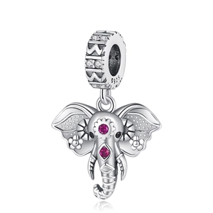 Elefanten-Anhänger aus S925 Silber mit pinkfarbenen Steinen und funkelnden Kristallen