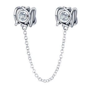 Catena di sicurezza in argento con design farfalla delfino e pietre di zirconia lucenti