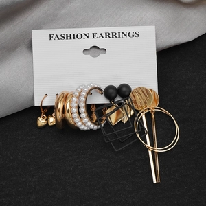 Fashion earring set featuring gold heart charms, pearls and geometric alloy studs
