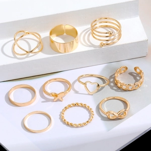 22-delige gouden ringenset met vlinder- en hartontwerpen voor stijlvol stapelen