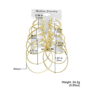 Set of 6 pairs of gold-colored textured alloy hoop earrings in sizes from 2.4cm to 5.0cm
