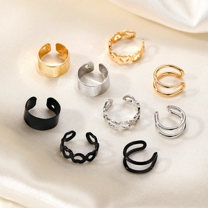 9er-Set minimalistische Ohrklemmen mit Herz-Design in Gold, Silber und Schwarz