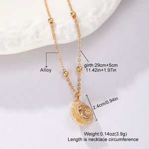 Detail van schelphanger 2,4cm en verstelbare ketting van 29cm+5cm lengte