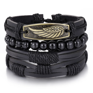 Bracciale multistrato in pelle retrò con placca a piuma in bronzo e cordino intrecciato nero