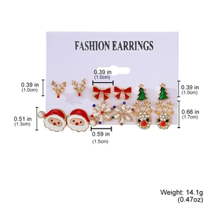 Detailed size chart for the 6-pair Christmas earring set with reindeer and Santa studs