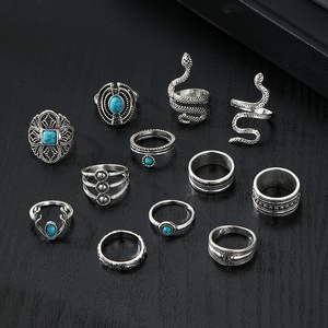 Set di 12 anelli vintage bohémien in argento con pietre turchesi e design a doppio serpente