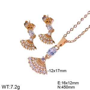 Detailed view of zircon jewelry set with fan-shaped necklace pendant and stud earrings