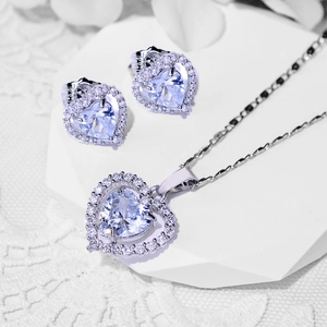 S925 sterling silver heart-shaped jewelry set with zircon necklace and stud earrings