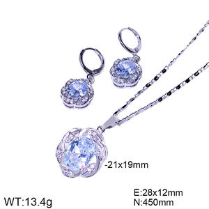 Detail showing jewelry set dimensions including heart zircon earrings and blue stone necklace