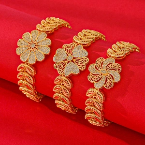 Gold Plated Copper Bracelet For Women Zirconia Floral Hollow Leaf Design Luxurious Middle East Style Hand Jewelry Jewelry