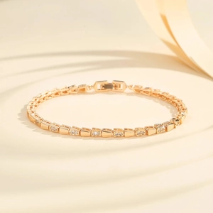 Pulsera de Cobre de Lujo con Forma de Serpiente y Micro Diamantes de Imitación Elegante Cadena de Hueso de Serpiente Regalo Mujer