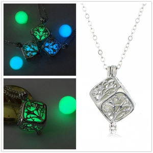 Luminous Tree of Life Hollow Cube Pendant Necklace Vintage Glow in the Dark Square Box Locket Alloy Jewelry for Women Gift