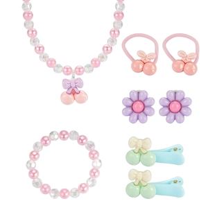 Niedliches Kinder Schmuckset mit Kirsch Anhängern Perlenkette Armband und Haarspangen Set