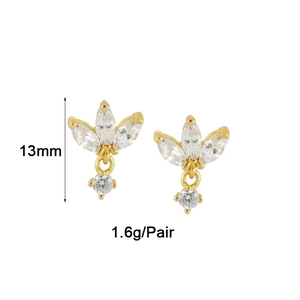 Élégantes boucles d'oreilles dorées avec oxydes de zirconium marquise et ronds