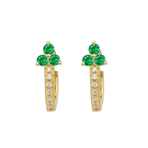 Élégantes créoles dorées avec pierres vert émeraude et accents de zircon blanc