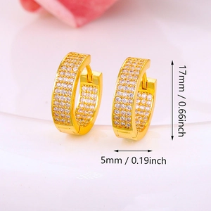 Luxe vergulde 17mm creolen met meerrijige pavé-zetting van cubic zirconia