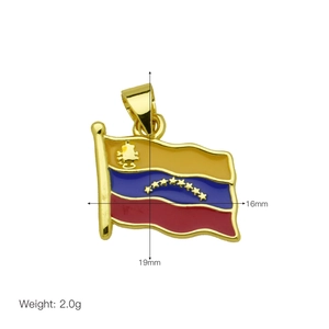 Detail van de 18K vergulde Venezuela vlag hanger met afmetingen van 19 mm bij 16 mm