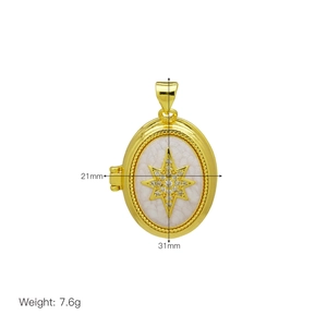 Vue détaillée d'un médaillon ovale plaqué or 18 carats avec étoile à huit branches et zircon