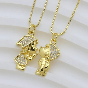 Romantic couple pendant necklaces in 18K gold plating with sparkling cubic zirconia