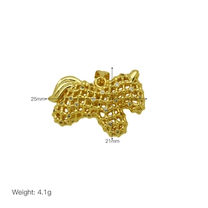 Detail of 18K gold-plated horse pendant with grid pattern and zircon, 25mm x 21mm size