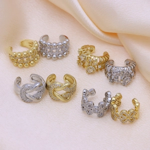 Orecchini a Fascia in Rame Placcato Oro con Zirconia Vintage Geometrici Cuore Farfalla Floreali Senza Buco Donna Gioielli