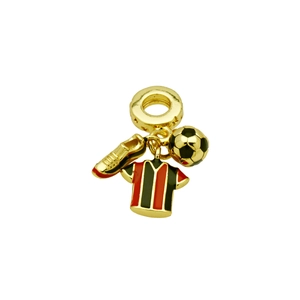 Detailansicht Fußball-Anhänger-Set mit Fußballschuh, Ball und gestreiftem Trikot in Gold