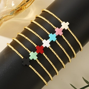 Bracciale Vintage in Perle di Rame Oro con Ciondolo a Croce Colorata Gioielli di Nicchia Fatti a Mano per Donna Abbigliamento Quotidiano