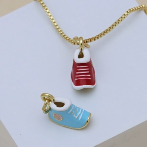 Cute Sneaker Pendant Necklace Enamel Drip Oil Copper Gold Plated Box Chain Fashion Jewelry For Men Women Couple Gift