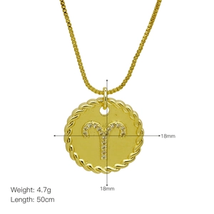 Collana Ariete dorata con ciondolo a corda e cristalli su catena a maglia 50cm