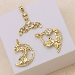 Elegant 18k gold plated MAMA pendant necklaces with sparkling cubic zirconia accents