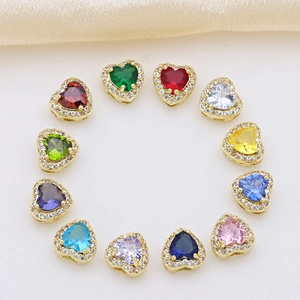 Ciondolo a Cuore Placcato Oro 18K Pietra Portafortuna Solo Ciondolo Senza Catena Rame Zirconia per Fai da Te Gioielli