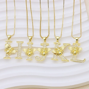 Kupfer 18K Vergoldeter Initialen Buchstabe Anhänger Für Damen Mit Biene Zirkonia Inlay Schmuck Nur Anhänger Ohne Kette