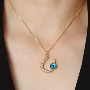 Pendentifs Mauvais Œil en Cuivre Plaqué Or 18K avec Zircon Fer à Cheval Pyramide Soleil Rond Martelé pour Collier Femme