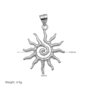 Detail of 46mm hammered sun pendant with spiral pattern and 18K gold plating dimensions