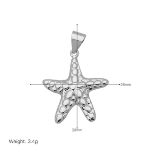 Detailed view of silver starfish pendant dimensions 39x28mm with weight 3.4g specifications
