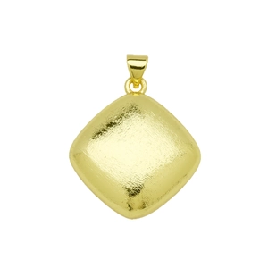 Colgante cuadrado minimalista chapado en oro de 18K con textura cepillada sobre blanco