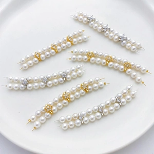 Connettore a doppia fila di perle placcato oro 18K con fiore di zircone per gioielli DIY