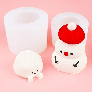 3D snowman and bun house silicone molds for DIY scented candles and plaster crafts