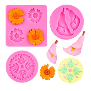 Pink silicone flower mold set for sunflower and calla lily fondant cake decorating